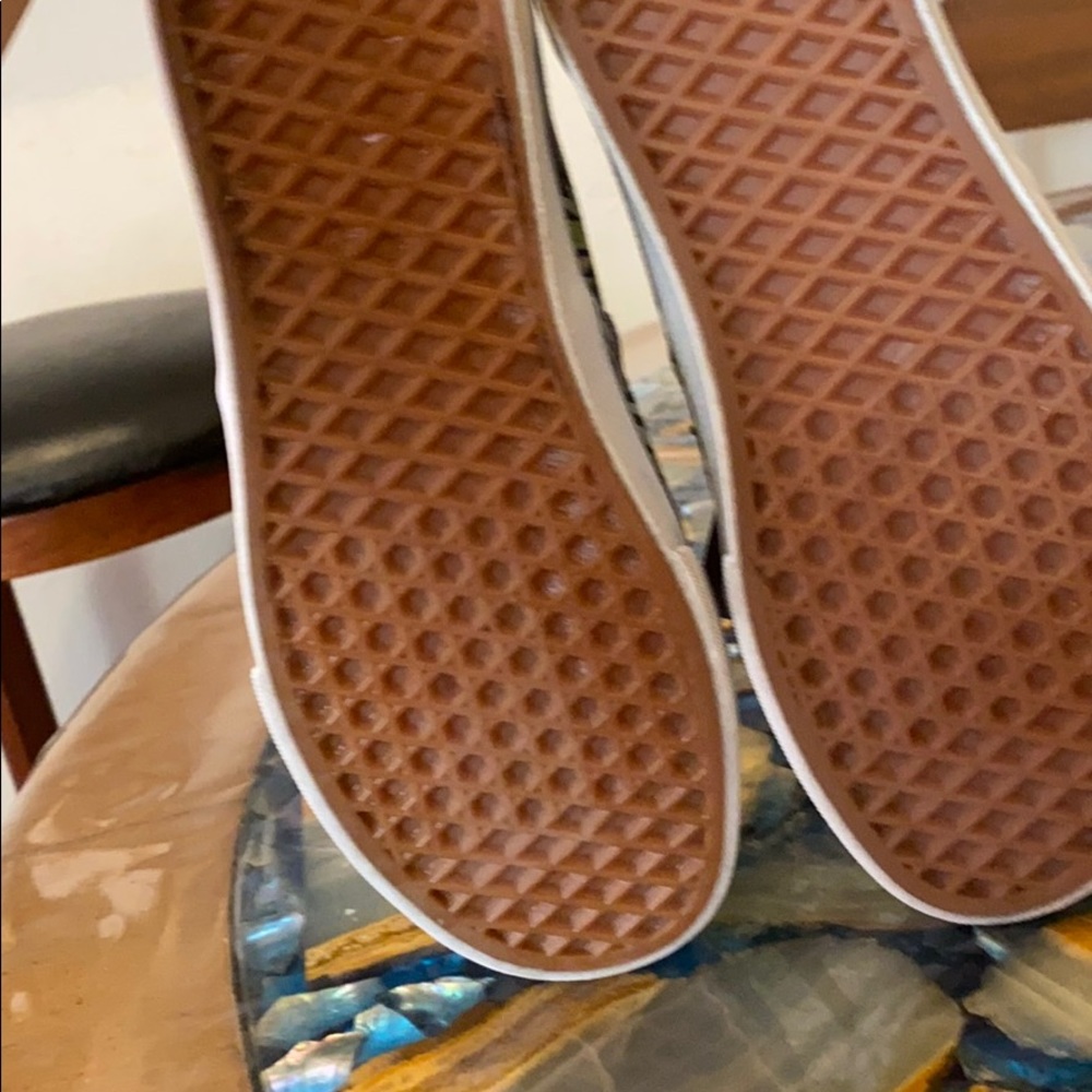 *+ VANS! - Picture 6 of 8